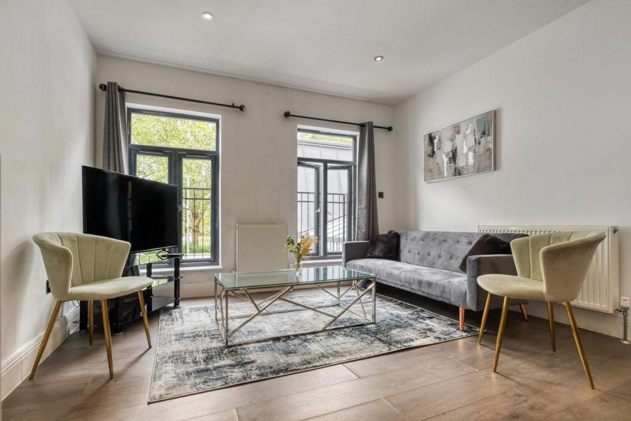 Apartamento Luxurious Hidden Gem In Wandsworth Londres Exterior foto