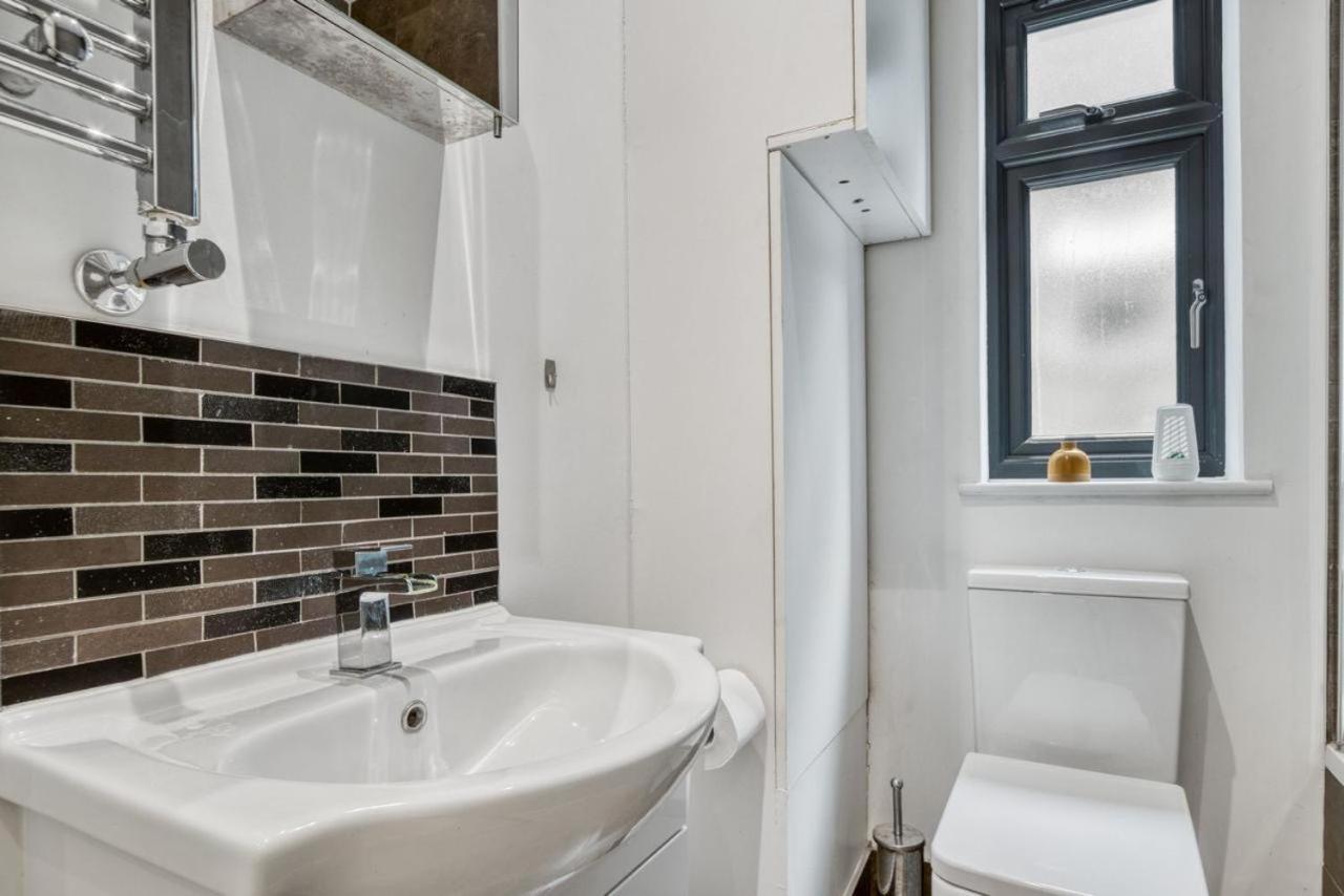 Apartamento Luxurious Hidden Gem In Wandsworth Londres Exterior foto