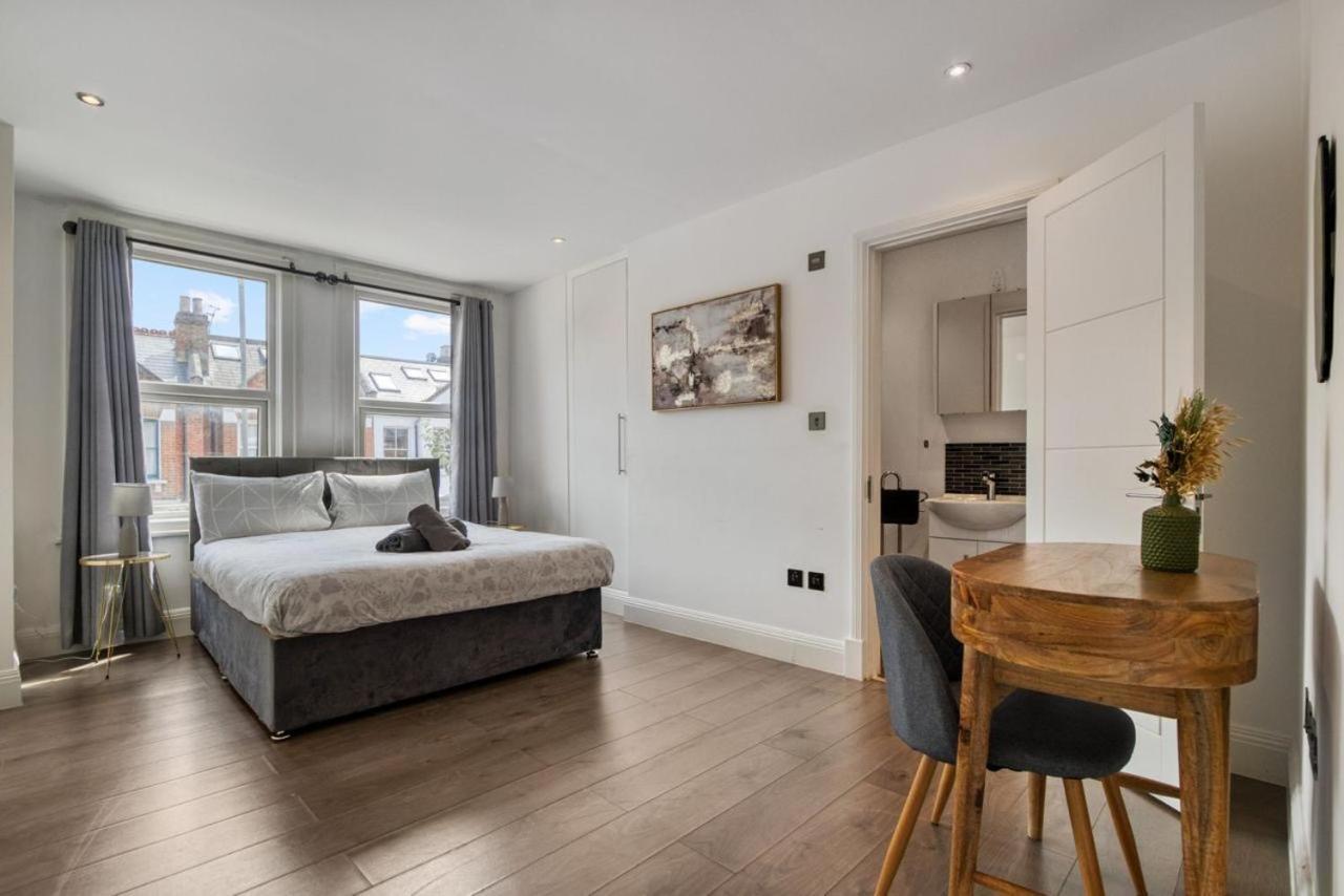 Apartamento Luxurious Hidden Gem In Wandsworth Londres Exterior foto