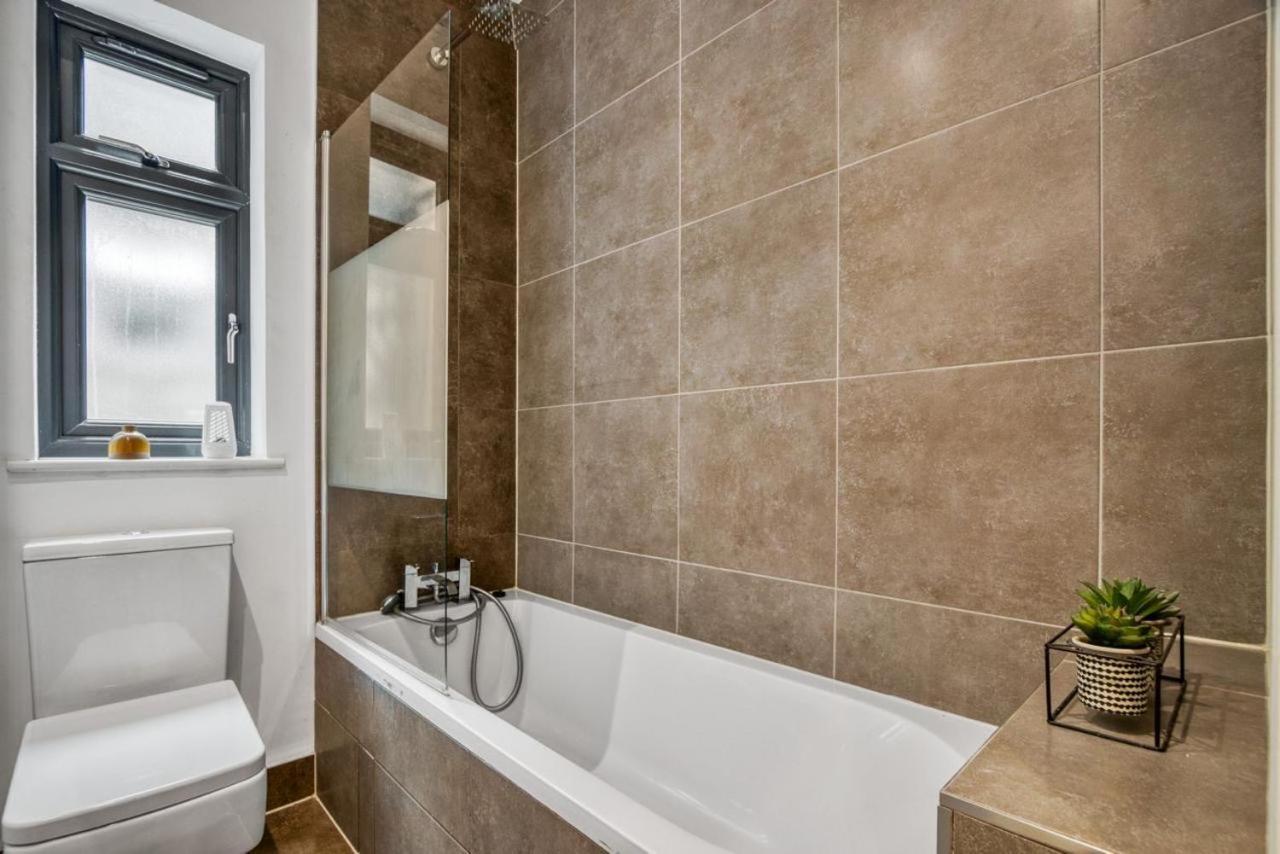 Apartamento Luxurious Hidden Gem In Wandsworth Londres Exterior foto