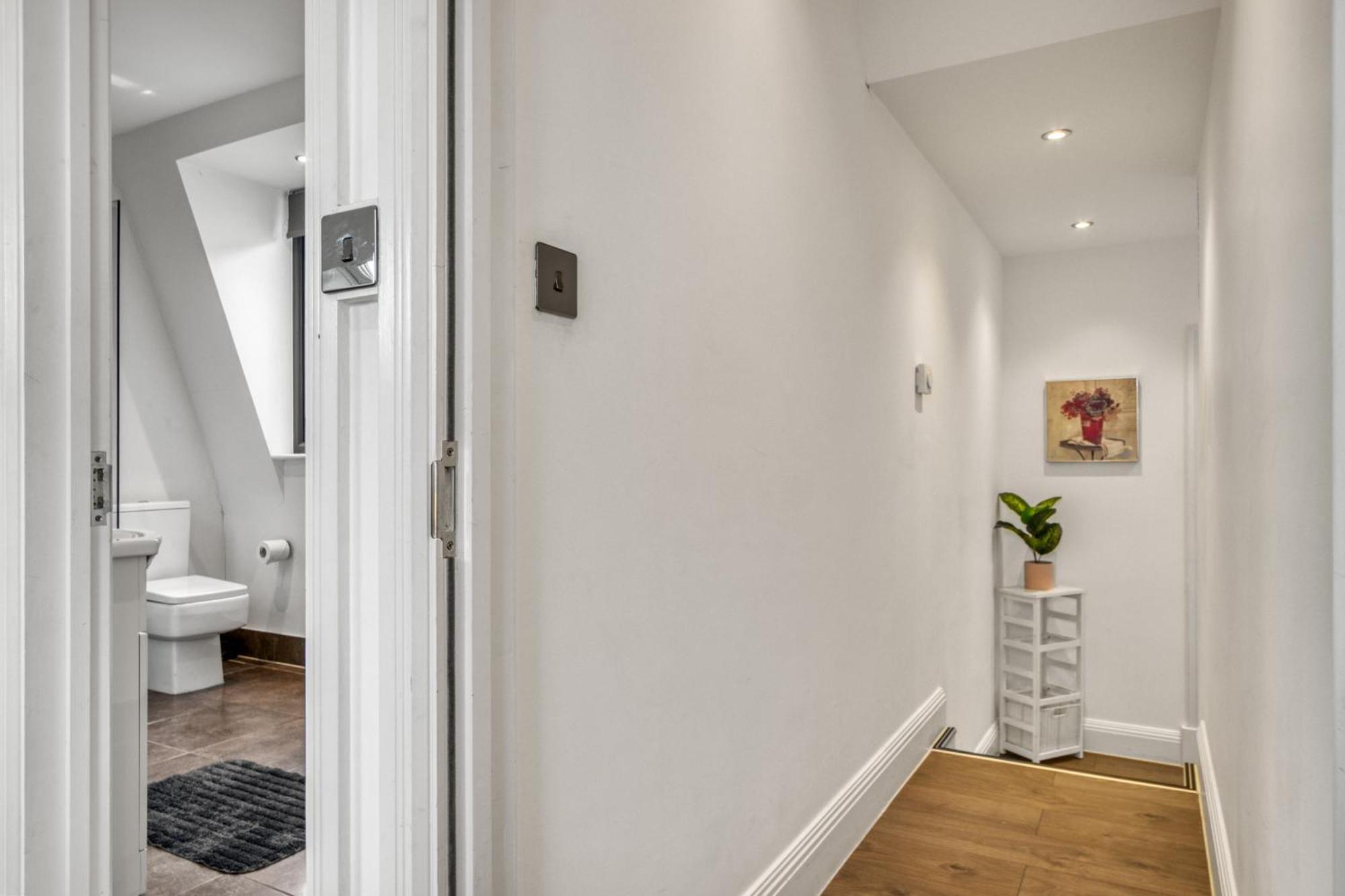 Apartamento Luxurious Hidden Gem In Wandsworth Londres Exterior foto