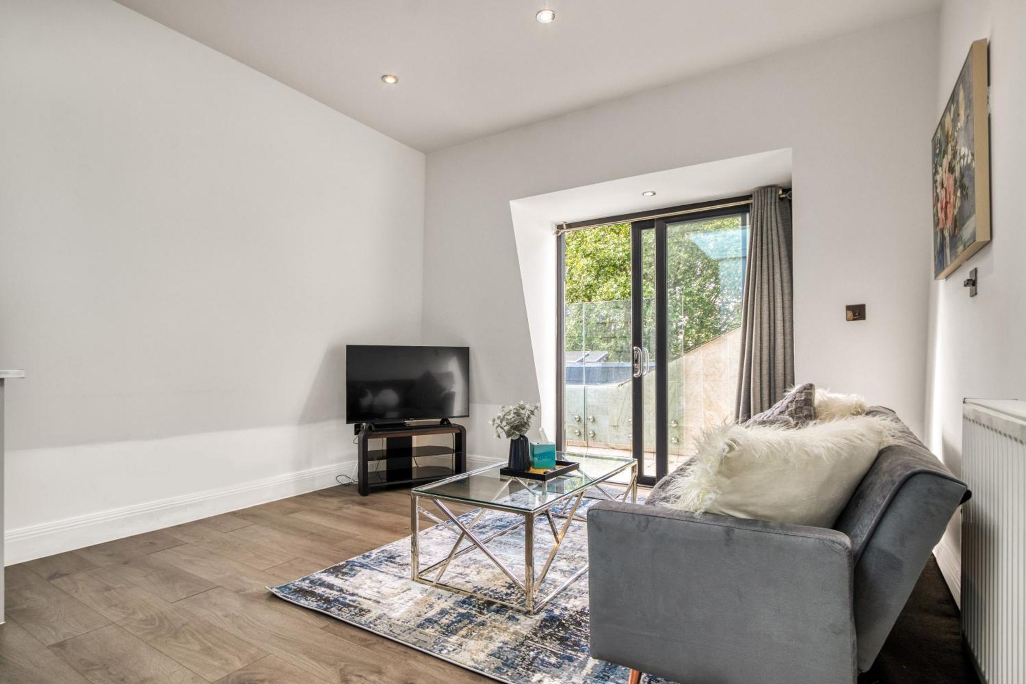 Apartamento Luxurious Hidden Gem In Wandsworth Londres Exterior foto